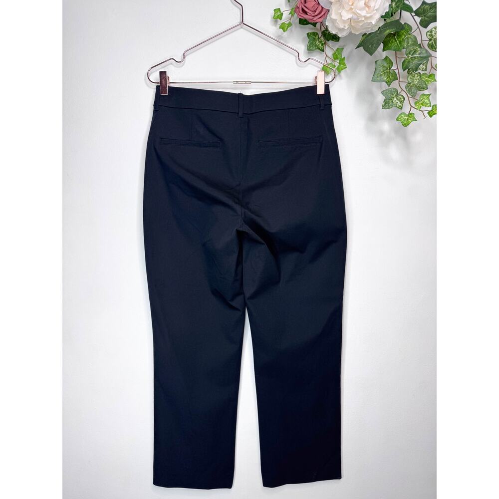Old Navy High Rise Pixie Straight with Secret-Smooth Pockets - Picture 4 of 8